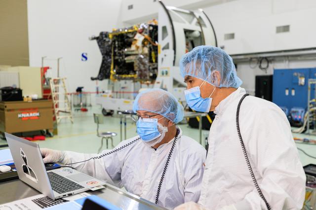 NASA image: Psyche Prelaunch Spacecraft Processing