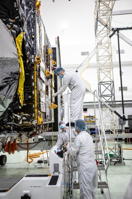 NASA image: NASA's Psyche Solar Array Integration