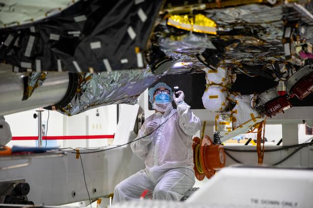 NASA image: NASA's Psyche Solar Array Integration