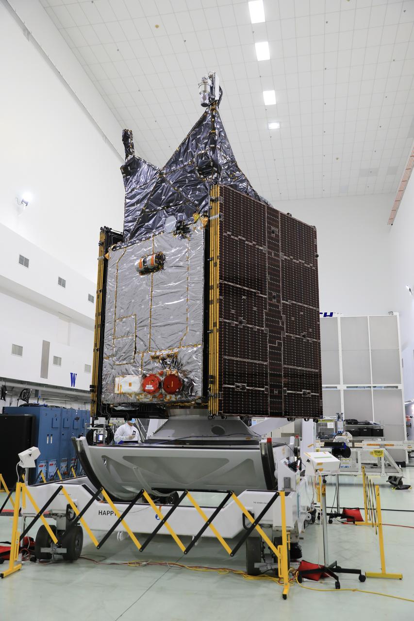 NASA’s Psyche spacecraft is made available to media for viewing inside a cleanroom at the Astrotech Space Operations Facility near Kennedy Space Center in Florida on Aug. 11, 2023. Psyche will launch atop a SpaceX Falcon Heavy rocket from Launch Complex 39A at Kennedy to explore a metal-rich asteroid. Launch is targeted for Oct. 5, 2023. Riding with Psyche is a pioneering technology demonstration, NASA’s Deep Space Optical Communications (DSOC) experiment.