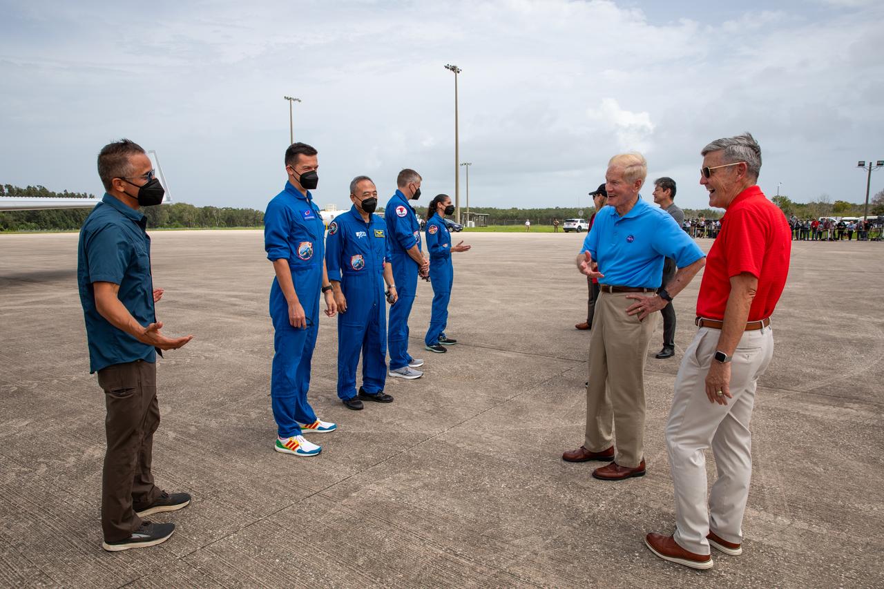 Leaders from NASA, ESA (European Space Agency), and JAXA (Japanese Aerospace Exploration Agency) greet the crew members of NASA’s SpaceX Crew-7 mission after their arrival to the Launch and Landing Facility at Kennedy Space Center in Florida on Sunday, Aug. 20, 2023. Crew-7 will launch aboard SpaceX’s Dragon spacecraft on the company’s Falcon 9 rocket. Liftoff is targeted for 3:49 a.m. EDT Friday, Aug. 25, 2023, from Kennedy’s Launch Complex 39A.