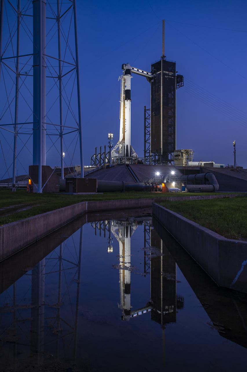SpaceX’s Dragon spacecraft, named Endurance, atop the company’s Falcon 9 rocket, stands tall at the pad at Launch Complex 39A at NASA’s Kennedy Space Center in Florida on Monday, Aug. 21, 2023. NASA astronaut Jasmin Moghbeli, ESA (European Space Agency) astronaut Andreas Mogensen, JAXA (Japan Aerospace Exploration Agency) astronaut Satoshi Furukawa, and Roscosmos cosmonaut Konstantin Borisov, who arrived at Kennedy on Sunday, Aug. 20, 2023, will fly to the International Space Station on NASA’s SpaceX Crew-7 mission. Liftoff is targeted for 3:50 a.m. EDT Friday, Aug. 25, 2023.