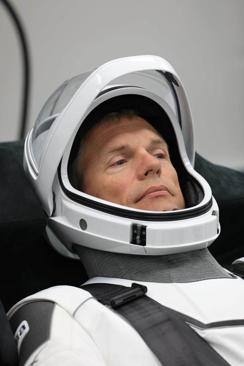 ESA (European Space Agency) astronaut Andreas Mogensen is photographed on Tuesday, Aug. 22, 2023, in a SpaceX spacesuit inside the crew suit-up room in the Neil A. Armstrong Operations and Checkout Building at NASA’s Kennedy Space Center in Florida during a countdown dress rehearsal. The Crew-7 crew will launch to the International Space Station aboard SpaceX’s Dragon spacecraft and Falcon 9 rocket. Launch is targeted for 3:49 a.m. EDT Friday, Aug. 25, 2023, from Kennedy’s Launch Complex 39A. Crew-7 is the seventh crew rotation mission with SpaceX to the station, and the eighth flight of Dragon with people as part of the agency’s Commercial Crew Program.