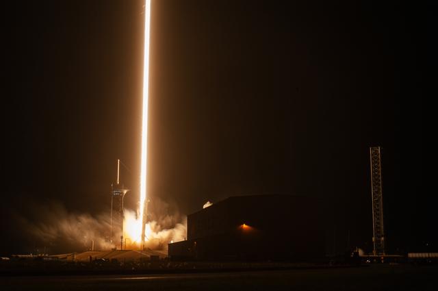 NASA image: NASA’s SpaceX Crew-7 Live Launch Coverage