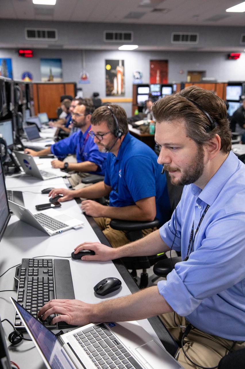 Members of the Artemis II launch team, including personnel with NASA’s Exploration Ground Systems and contractor Jacobs, monitor activities during the Artemis II terminal countdown simulation inside Firing Room 1 in the Launch Control Center at NASA’s Kennedy Space Center in Florida on Monday, Sept. 11, 2023. This is part of a series of simulations to help the team prepare for the launch of Artemis II, the first mission with astronauts under Artemis that will test and check out all of the Orion spacecraft’s systems needed for future crewed missions.