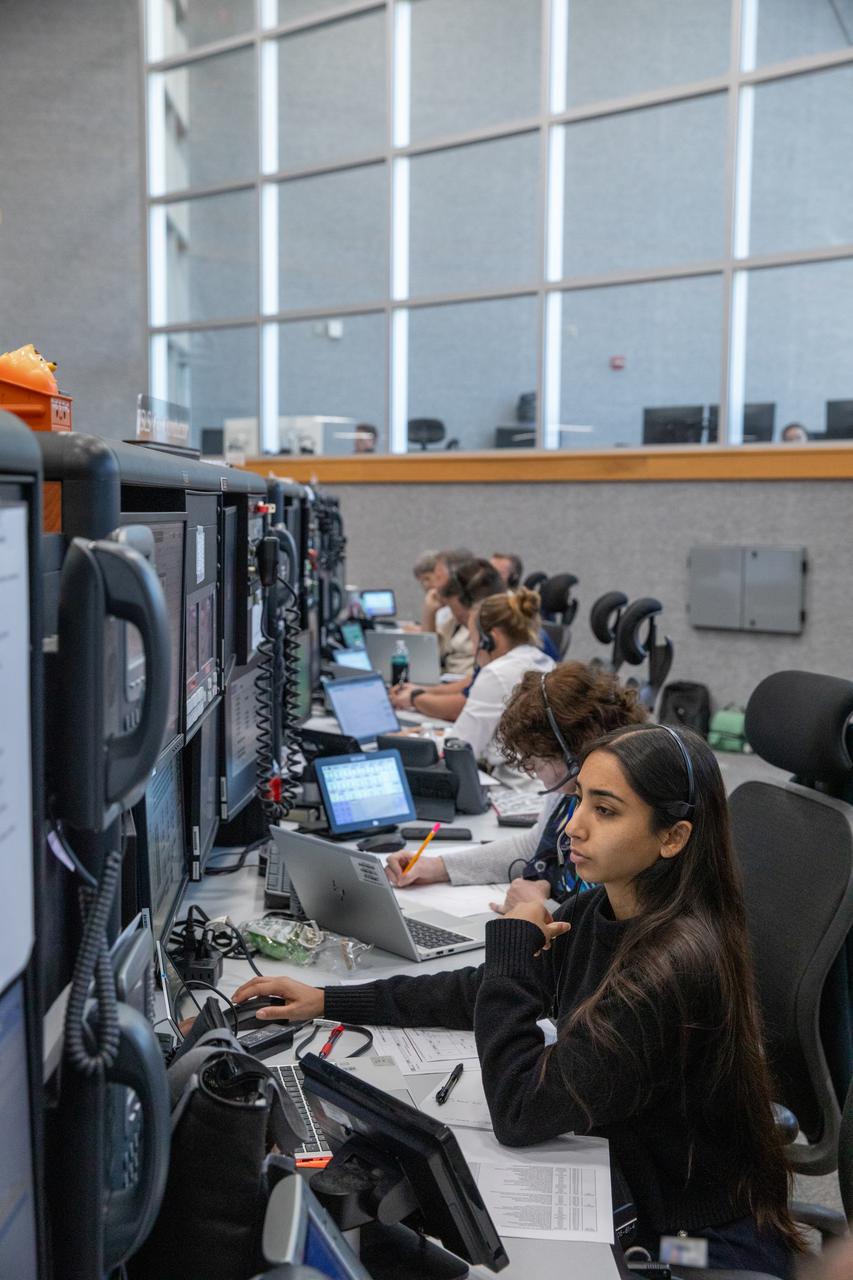 Members of the Artemis II launch team, including personnel with NASA’s Exploration Ground Systems and contractor Jacobs, monitor activities during the Artemis II terminal countdown simulation inside Firing Room 1 in the Launch Control Center at NASA’s Kennedy Space Center in Florida on Monday, Sept. 11, 2023. This is part of a series of simulations to help the team prepare for the launch of Artemis II, the first mission with astronauts under Artemis that will test and check out all of the Orion spacecraft’s systems needed for future crewed missions.