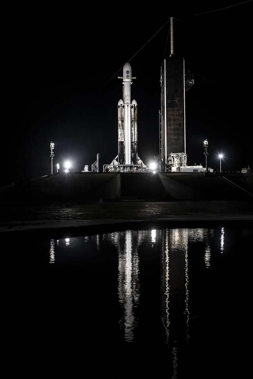 NASA’s Psyche spacecraft stands tall atop a SpaceX Falcon Heavy rocket at Kennedy Space Center’s historic Launch Complex 39A in Florida on Tuesday, Oct. 10, 2023. Liftoff of the mission to the asteroid Psyche is targeted for 10:16 a.m. EDT on Thursday, Oct. 12. The spacecraft also is hosting a technology demonstration, NASA’s Deep Space Optical Communications (DSOC), which will be the first test of laser communications beyond the Moon. NASA’s Launch Services Program, based at Kennedy, is responsible for the insight and approval of the launch vehicle and manages the launch service for the Psyche mission.