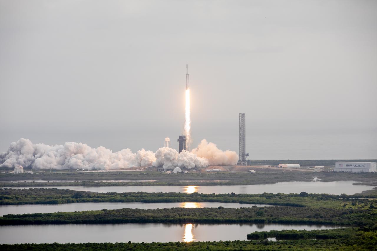 NASA’s Psyche spacecraft, atop a SpaceX Falcon Heavy rocket, lifts off from Kennedy Space Center’s historic Launch Complex 39A in Florida at 10:19 a.m. EDT on Friday, Oct. 13, 2023. The Psyche mission will study a metal-rich asteroid with the same name, located in the main asteroid belt between Mars and Jupiter. This is NASA’s first mission to study an asteroid that has more metal than rock or ice. Riding with Psyche is a pioneering technology demonstration – NASA’s Deep Space Optical Communications (DSOC) experiment – which will be the first test of laser communications beyond the Moon.