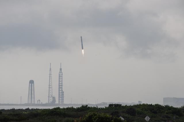 NASA image: Psyche Liftoff
