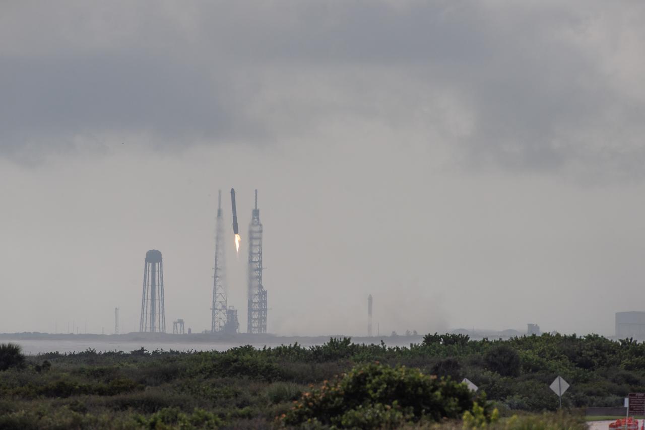 NASA’s Psyche spacecraft, atop a SpaceX Falcon Heavy rocket, lifts off from Kennedy Space Center’s historic Launch Complex 39A in Florida at 10:19 a.m. EDT on Friday, Oct. 13, 2023. The Psyche mission will study a metal-rich asteroid with the same name, located in the main asteroid belt between Mars and Jupiter. This is NASA’s first mission to study an asteroid that has more metal than rock or ice. Riding with Psyche is a pioneering technology demonstration – NASA’s Deep Space Optical Communications (DSOC) experiment – which will be the first test of laser communications beyond the Moon.