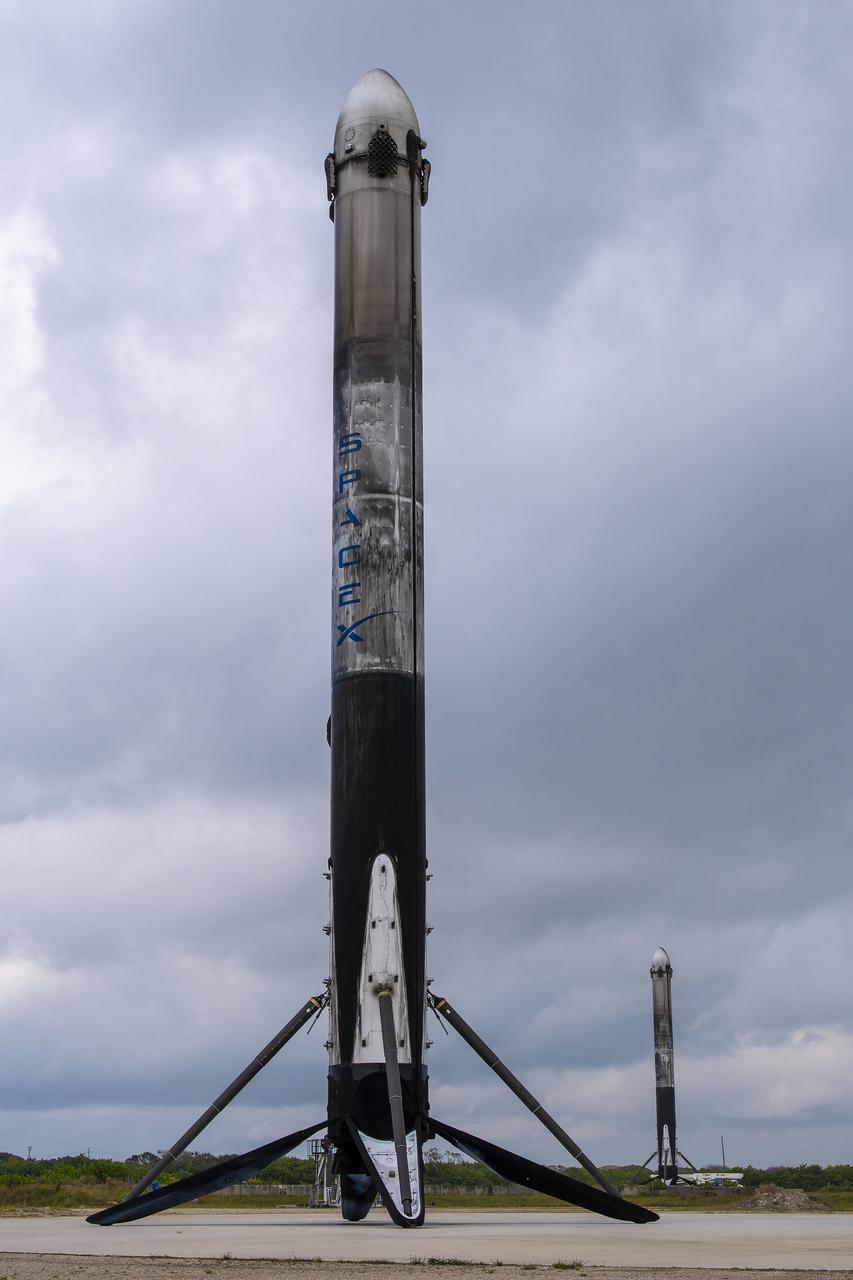 A side booster from SpaceX’s Falcon Heavy rocket successfully lands at the company’s landing zone at Cape Canaveral Space Force Station in Florida on Friday, Oct. 13, 2023, just minutes after NASA’s Psyche launch from Kennedy Space Center. The Psyche mission will study a metal-rich asteroid with the same name, located in the main asteroid belt between Mars and Jupiter. This is NASA’s first mission to study an asteroid that has more metal than rock or ice. Riding with Psyche is a pioneering technology demonstration – NASA’s Deep Space Optical Communications (DSOC) experiment – which will be the first test of laser communications beyond the Moon.