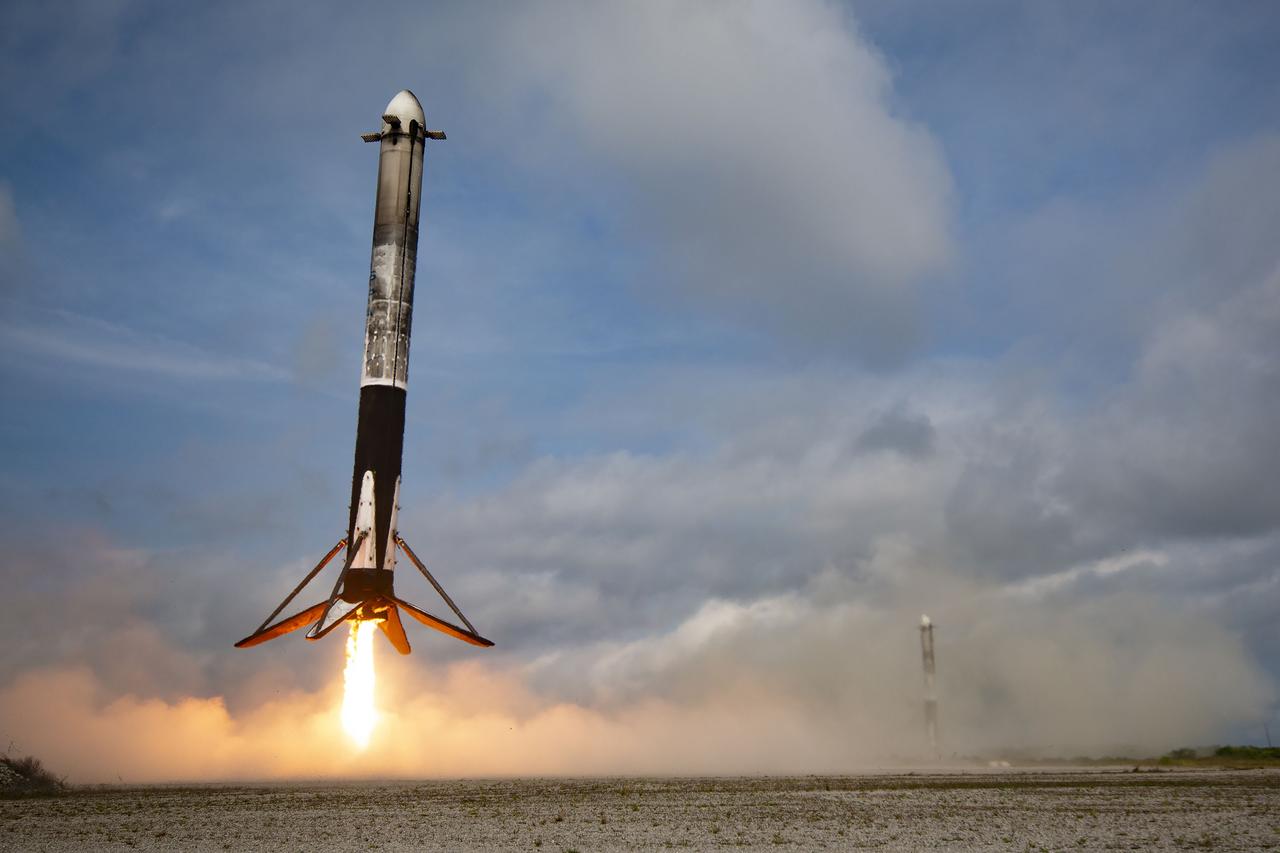 A side booster from SpaceX’s Falcon Heavy rocket successfully lands at the company’s landing zone at Cape Canaveral Space Force Station in Florida on Friday, Oct. 13, 2023, just minutes after NASA’s Psyche launch from Kennedy Space Center. The Psyche mission will study a metal-rich asteroid with the same name, located in the main asteroid belt between Mars and Jupiter. This is NASA’s first mission to study an asteroid that has more metal than rock or ice. Riding with Psyche is a pioneering technology demonstration – NASA’s Deep Space Optical Communications (DSOC) experiment – which will be the first test of laser communications beyond the Moon.