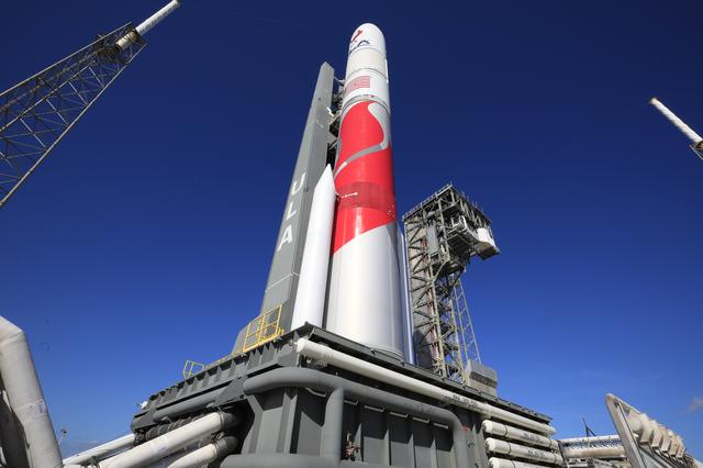 NASA image: CLPS PM-1 Astrobotic/ULA Rollout for Launch
