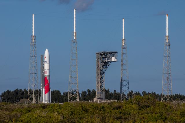 NASA image: CLPS PM-1 Astrobotic/ULA Rollout for Launch