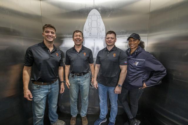 NASA image: SpaceX Crew-8 CEIT