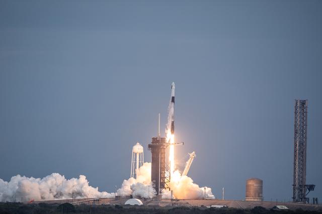 NASA image: Axiom-3 Launch