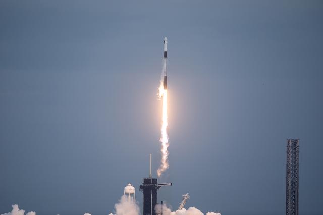 NASA image: Axiom-3 Launch