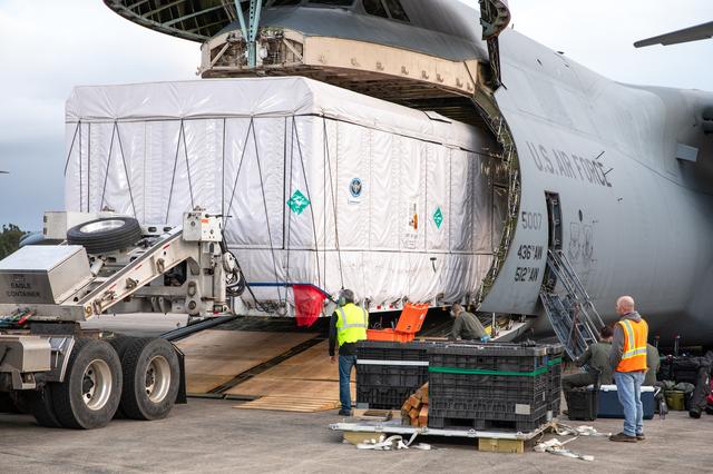 NASA image: GOES-U Spacecraft Arrival and Offload