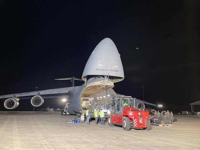 NASA image: GOES-U Spacecraft Arrival and Offload