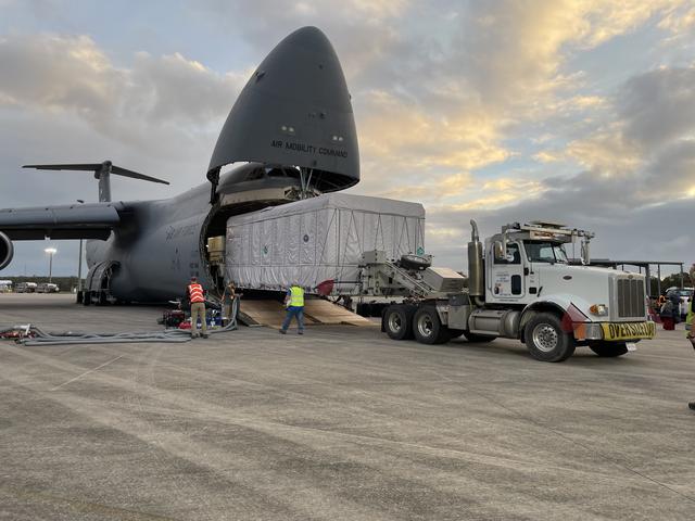 NASA image: GOES-U Spacecraft Arrival and Offload