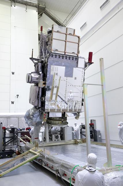 NASA image: GOES-U Unboxing, Lift to Vertical, Move to Stand