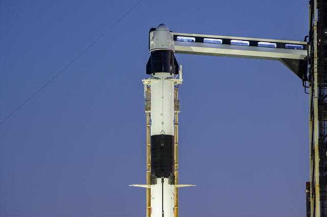 NASA image: SpaceX Crew-8 Sunset at LC-39A