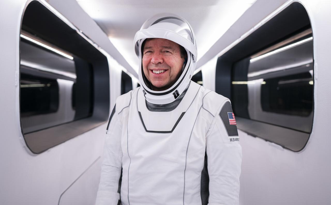 NASA astronaut Michael Barratt is photographed inside the crew access arm at Launch Complex 39A at NASA’s Kennedy Space Center in Florida during a dress rehearsal on Monday, Feb. 26, 2024, in preparation for NASA’s SpaceX Crew-8 mission. NASA’s SpaceX Crew-8 will send Barratt, along with NASA astronauts Jeanette Epps and Matthew Dominick, and Roscosmos cosmonaut Alexander Grebenkin, to the International Space Station for a stay of about six months as part of the agency’s Commercial Crew Program. Liftoff from Kennedy’s Launch Complex 39A is scheduled for 12:04 a.m. EST on Friday, March 1.