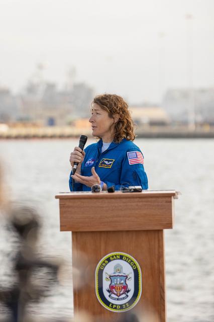 NASA image: URT-11 NASA & Navy Joint Press Conference