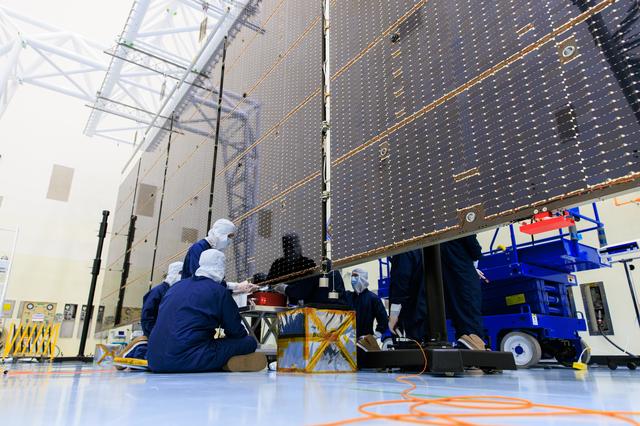 NASA image: NASA’s Europa Clipper Solar Array Antenna Install