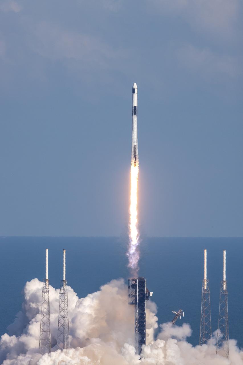 A SpaceX Falcon 9 rocket soars upward after its liftoff from Space Launch Complex 40 at Cape Canaveral Space Force Station in Florida at 4:55 p.m. EDT on Thursday, March 21, on the company’s 30th Commercial Resupply Services mission for the agency to the International Space Station. Dragon will deliver more than 6,200 pounds of cargo, including a variety of NASA and partner research including a look at plant metabolism in space and a set of new sensors for free-flying Astrobee robots to provide 3D mapping capabilities. Other studies include a fluid physics study that could benefit solar cell technology and a university project from CSA (Canadian Space Agency) that will monitor sea ice and ocean conditions. The spacecraft is expected to spend about a month attached to the orbiting outpost before it returns to Earth with research and return cargo, splashing down off the coast of Florida.