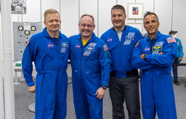 NASA image: NASA’s Boeing Crew Flight Test Astronaut Suit Up (Scrubbed)