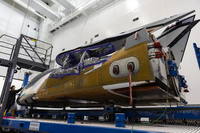 NASA image: Sierra Space Dream Chaser Arrival at KSC