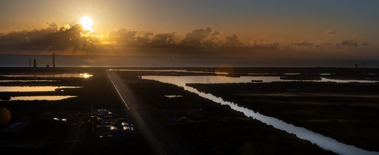 Boeing’s Starliner spacecraft atop the United Launch Alliance Atlas V rocket is seen during sunrise on the launch pad of Space Launch Complex-41 at Cape Canaveral Space Force Station in Florida on Wednesday, June 5, 2024, ahead of NASA’s Boeing Crew Flight Test. As part of the agency’s Commercial Crew Program, NASA astronauts Butch Wilmore and Suni Williams are the first to launch to the International Space Station aboard Boeing’s Starliner spacecraft 10:52 a.m. EDT.