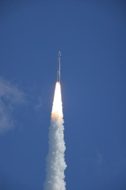 NASA image: NASA Boeing CFT Launch