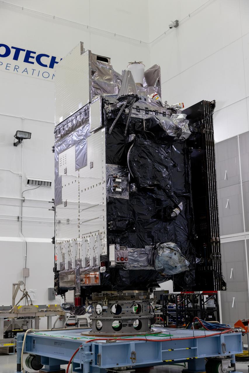 The National Oceanic and Atmospheric Administration (NOAA) Geostationary Operational Environmental Satellite-U (GOES-U) stands vertical on a spacecraft dolly in a high bay at the Astrotech Space Operations Facility near the agency’s Kennedy Space Center in Florida during a NASA-hosted media day on Thursday, June 6, 2024. Part of a collaborative NOAA and NASA program, GOES-U is the last in a series of advanced geostationary weather satellites. Data from the GOES-R satellite series enables forecasters to predict, observe, and track local weather events that affect public safety like thunderstorms, hurricanes, and wildfires.