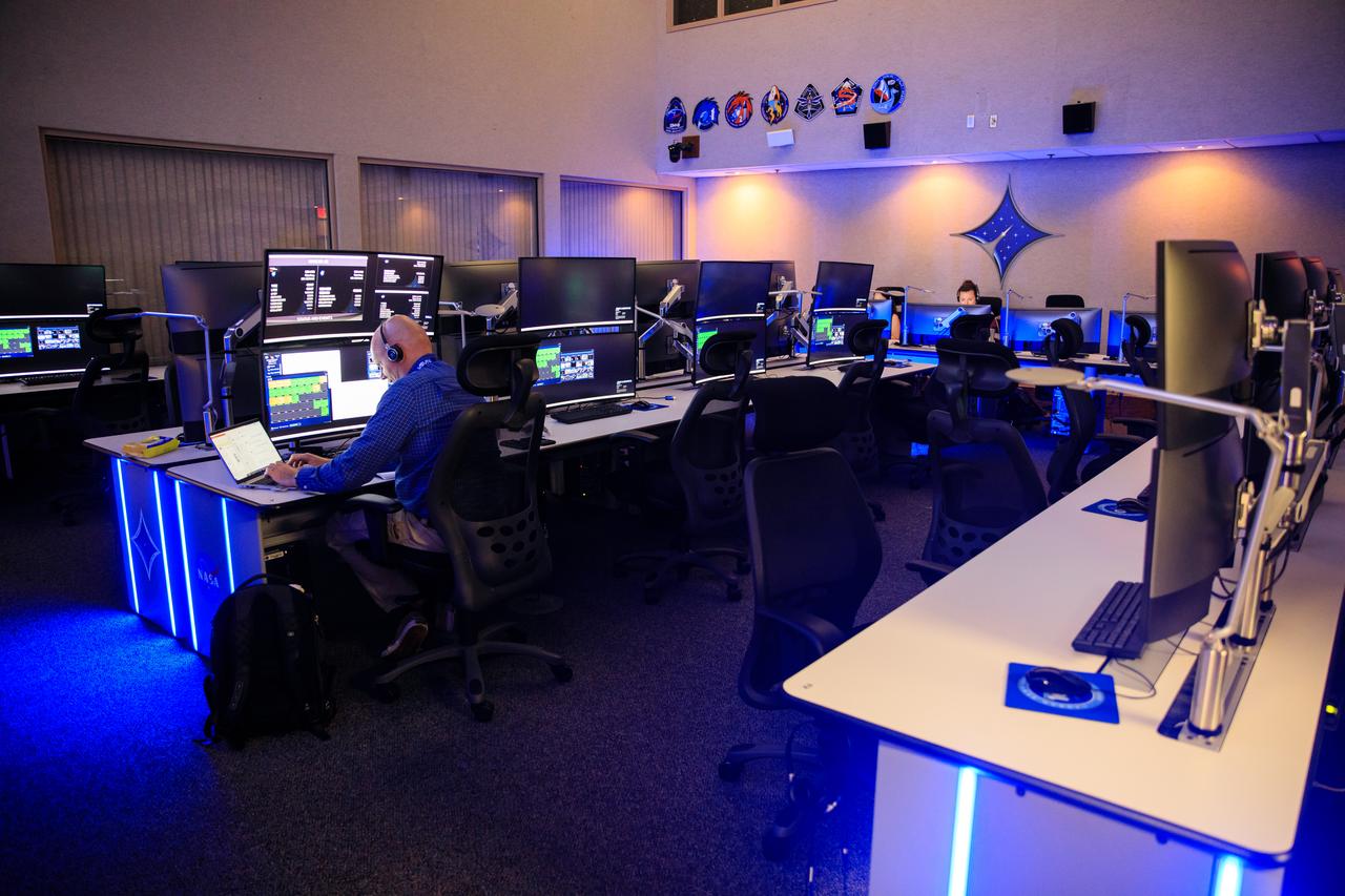 Engineers with the Launch Services Program at NASA’s Kennedy Space Center and mission managers participate in a mission dress rehearsal on Monday, June 17, 2024, inside Hangar AE at Cape Canaveral Space Force Station in Florida for the National Oceanic and Atmospheric Administration (NOAA) GOES-U (Geostationary Operational Environmental Satellite U) mission. The GOES-U satellite, the final addition to GOES-R series, will serve a critical role in providing continuous coverage of the Western Hemisphere, including monitoring tropical systems in the eastern Pacific and Atlantic oceans launched Tuesday, June 25, 2024.