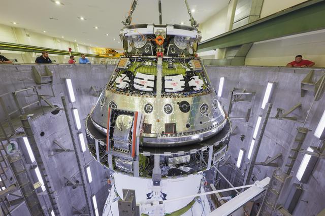 NASA image: Orion Move to Vac Chamber