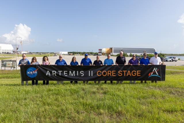 NASA image: Artemis II Core Stage Offload and Transport to VAB - Group Photo