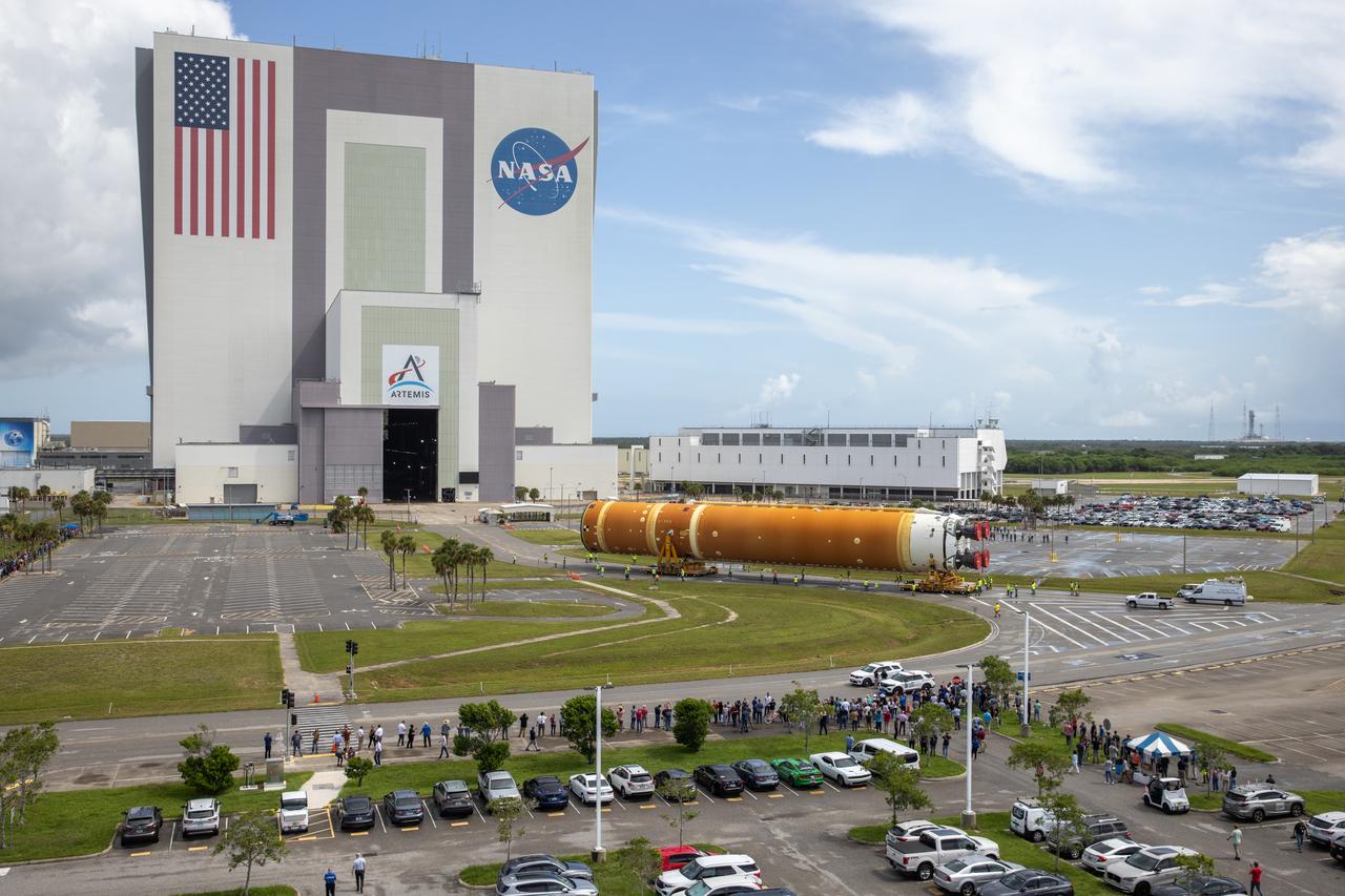 After completing its journey from NASA’s Michoud Assembly Facility in New Orleans aboard the Pegasus barge, teams with Exploration Ground Systems (EGS) transport the agency’s powerful SLS (Space Launch System) core stage to NASA’s Kennedy Space Center’s Vehicle Assembly Building in Florida on Wednesday, July 24, 2024. Once inside, SLS will be prepared for integration atop the mobile launcher ahead of the Artemis II launch. 