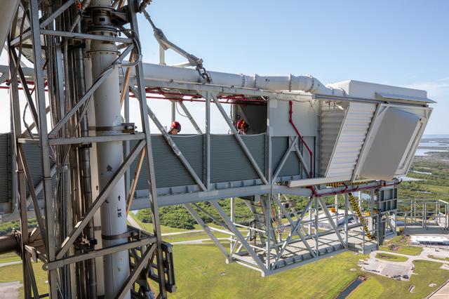 NASA image: ISVV-1 Artemis Emergency Egress Demonstration