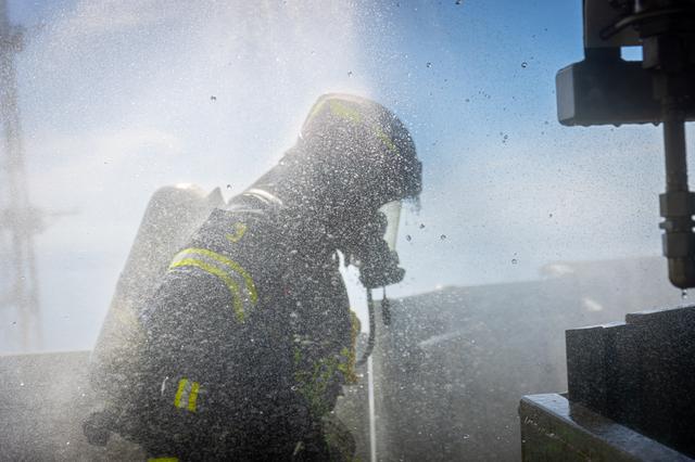 NASA image: ISVV-1 Artemis Emergency Egress Demonstration