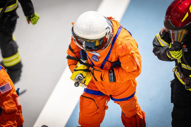 NASA image: ISVV-1 Artemis Emergency Egress Demonstration