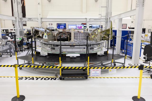 Artemis III ESM-3 Uncrated in O&C
