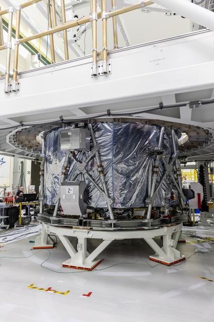 Artemis III ESM-3 Uncrated in O&C