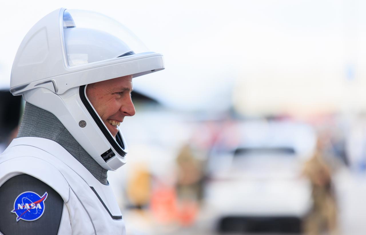 NASA astronaut Nick Hague walks out of the Neil A. Armstrong Operations and Checkout Building at the agency’s Kennedy Space Center in Florida ahead of launch on Saturday, Sept. 28, 2024. Hague and Roscosmos cosmonaut Aleksandr Gorbunov will launch to the International Space Station aboard SpaceX’s Dragon spacecraft and Falcon 9 rocket. Launch is targeted for 1:17 p.m. EDT from Space Launch Complex-40 at Cape Canaveral Space Force Station in Florida. Crew-9 is the ninth crew rotation mission with SpaceX to the space station as part of the agency’s Commercial Crew Program.