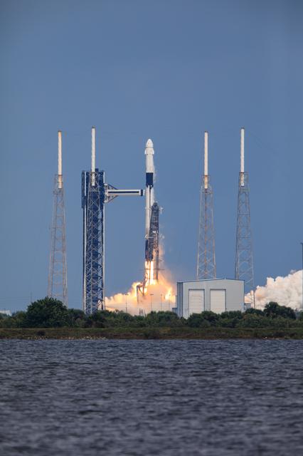 NASA's SpaceX Crew-9 Liftoff
