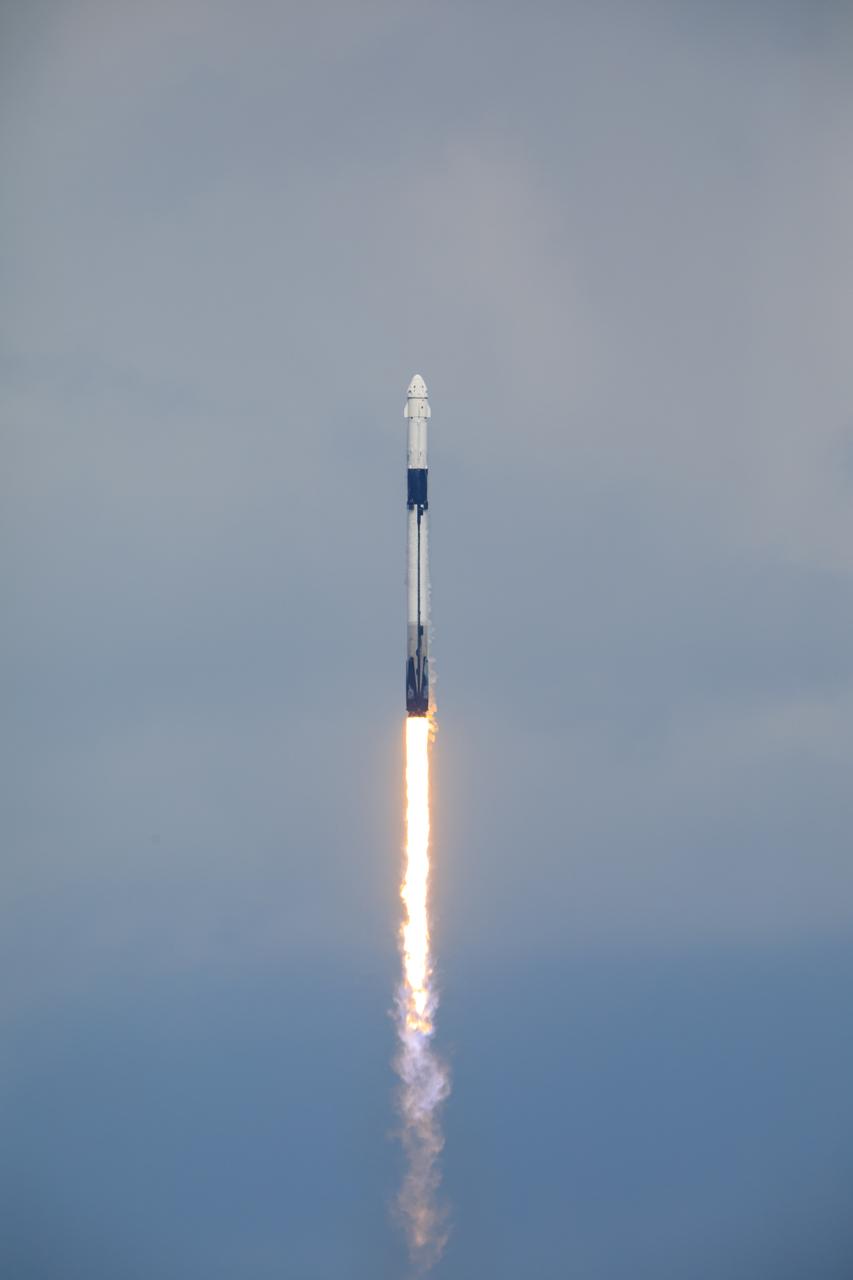 A SpaceX Falcon 9 rocket carrying the company's Dragon spacecraft lifts off on NASA’s SpaceX Crew-9 mission to the International Space Station with NASA astronaut Nick Hague and Roscosmos cosmonaut Aleksandr Gorbunov aboard Saturday, Sept. 28, 2024, from Space Launch Complex-40 at Cape Canaveral Space Force Station in Florida.  Crew-9 is the ninth crew rotation mission of the SpaceX Dragon spacecraft and Falcon 9 rocket to the space station as part of the agency’s Commercial Crew Program. Hague and Gorbunov launched at 1:17 p.m. EDT to begin a mission aboard the orbital outpost lasting about five months.