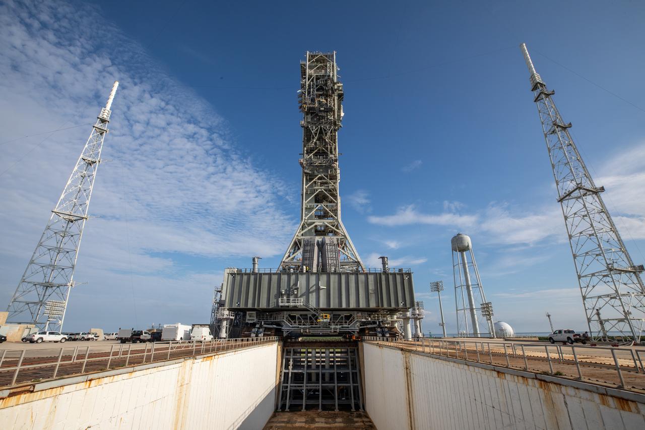 Teams with NASA’s Exploration Ground Systems Program at the agency’s Kennedy Space Center in Florida prepare to move mobile launcher 1 atop the agency’s crawler-transporter 2 from Launch Complex 39B to the Vehicle Assembly Building on Tuesday, Oct. 1, 2024. The crawler recently reached 2,500 miles traveling to the launch pad since its construction in 1965. The mobile launcher has been at the launch pad since August 2023 undergoing upgrades and tests in preparation for NASA’s Artemis II mission. The mobile launcher will be used to assemble, process, and launch NASA’s SLS (Space Launch System) and Orion spacecraft to the Moon and beyond. 