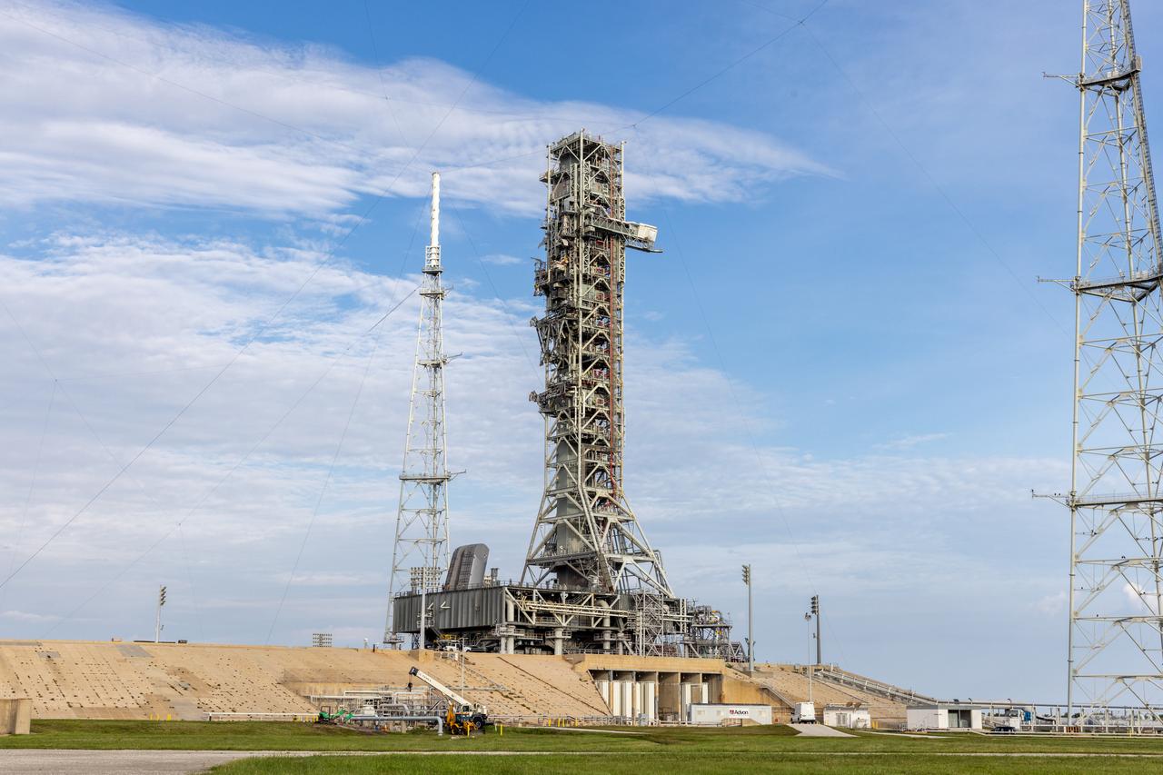 Teams with NASA’s Exploration Ground Systems Program at the agency’s Kennedy Space Center in Florida prepare to move mobile launcher 1 atop the agency’s crawler-transporter 2 from Launch Complex 39B to the Vehicle Assembly Building on Tuesday, Oct. 1, 2024. The crawler recently reached 2,500 miles traveling to the launch pad since its construction in 1965. The mobile launcher has been at the launch pad since August 2023 undergoing upgrades and tests in preparation for NASA’s Artemis II mission. The mobile launcher will be used to assemble, process, and launch NASA’s SLS (Space Launch Systems) and Orion spacecraft to the Moon and beyond. 