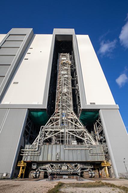 NASA image: Artemis II Mobile Launcher Rollback to VAB